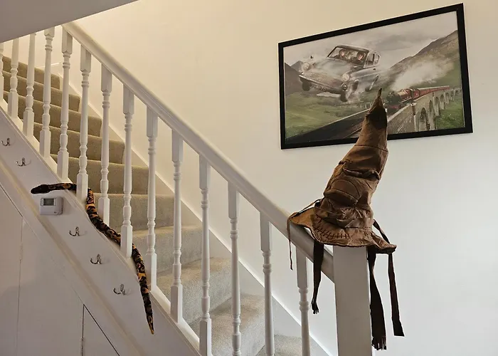 Harry Potter Themed Home In Watford - Free Off-Street Parking