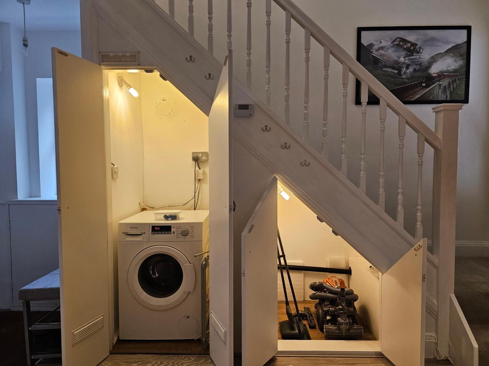 Harry Potter Themed In Watford - Free Off-street Parking Watford (Hertfordshire)