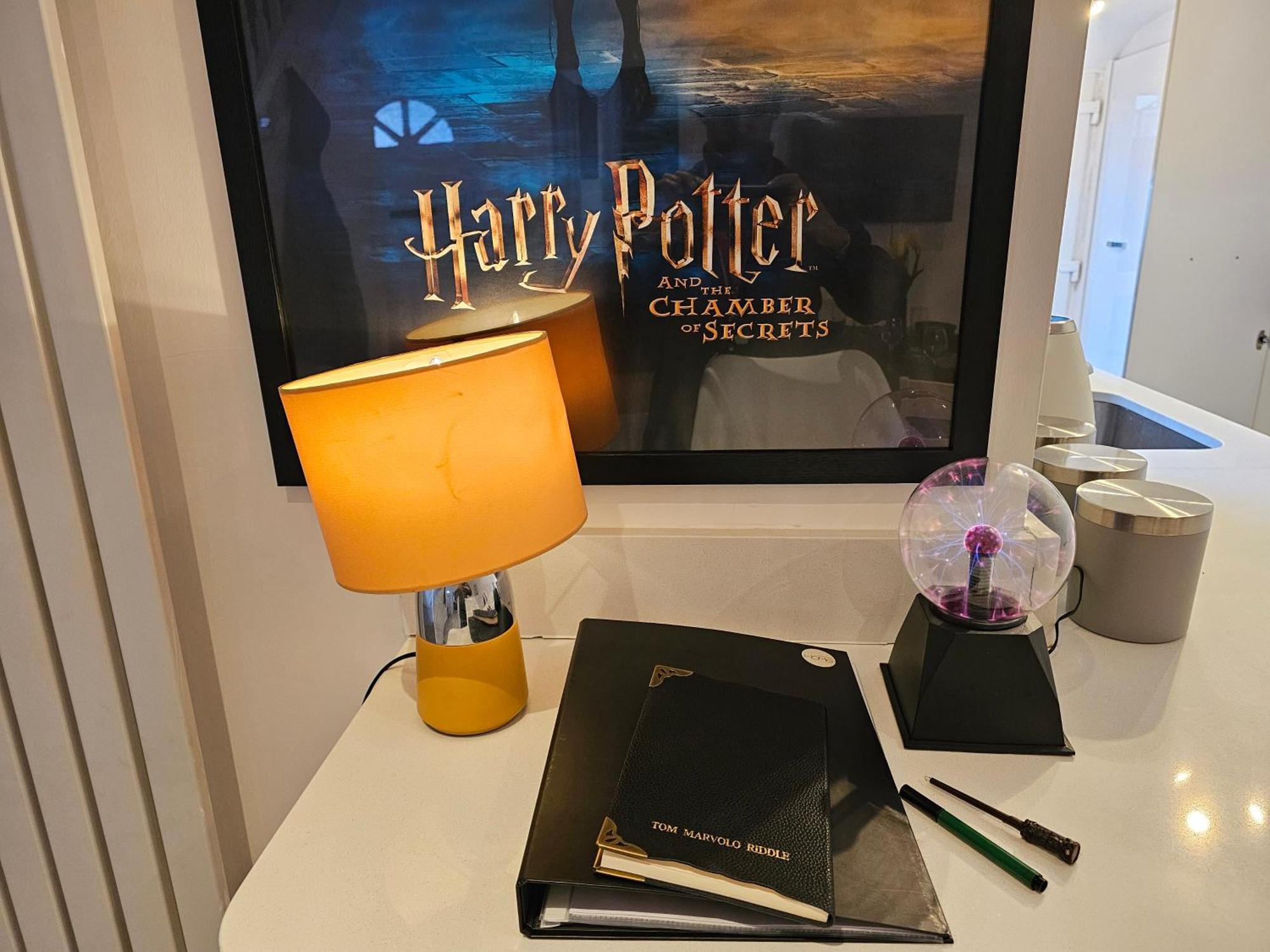 Harry Potter Themed In Watford - Free Off-street Parking Holiday home